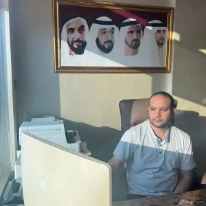 A image of Mahmood experienced digital marketing expert in duba